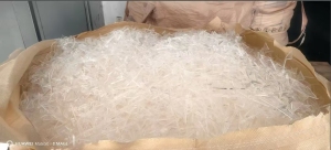 长期出售pc透明水口料，现货6.8一车