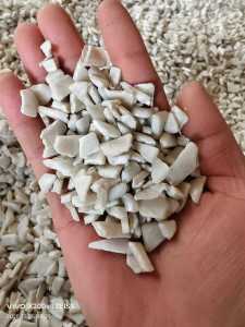 出售ABS管芯破碎料，长期有货