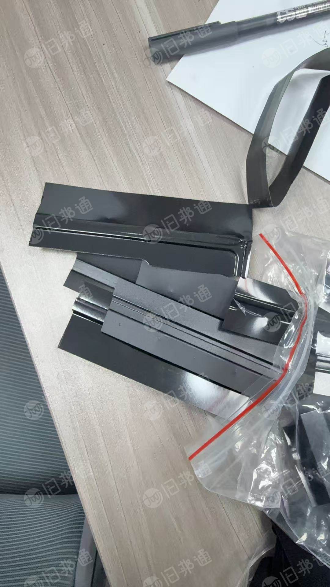 出售PC吸塑片毛料，吸塑边框和冲孔料，阻燃的，现货20吨左右