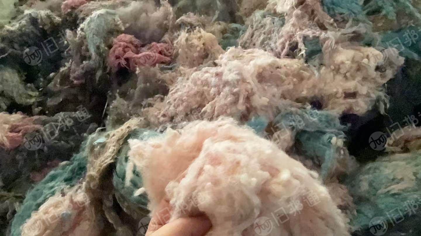 长期出售水洗厂下来的羊毛料，羊毛边角料，五分之二是羊绒