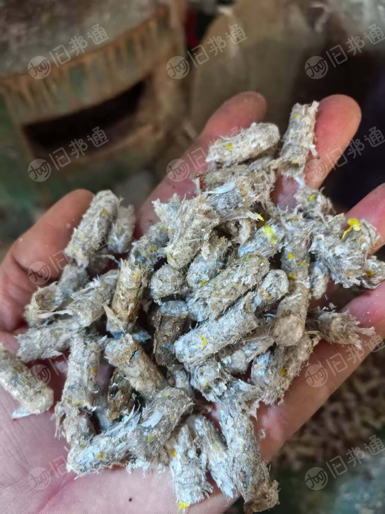 常年大量出售PP吨包毛毛虫料，PP团粒料，月供600-800吨