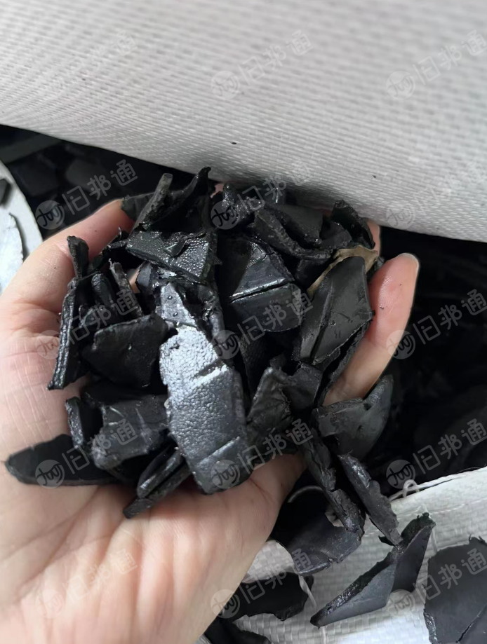 出售PP摩托丙破碎料，过盐水过清水的，现货30吨，月供十几吨