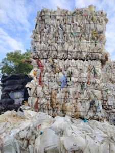 出售白乙压块，长期有货