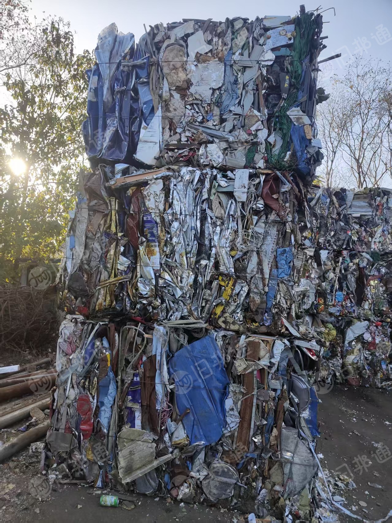 出售铁皮压块，铁皮棉花包，现货30多吨