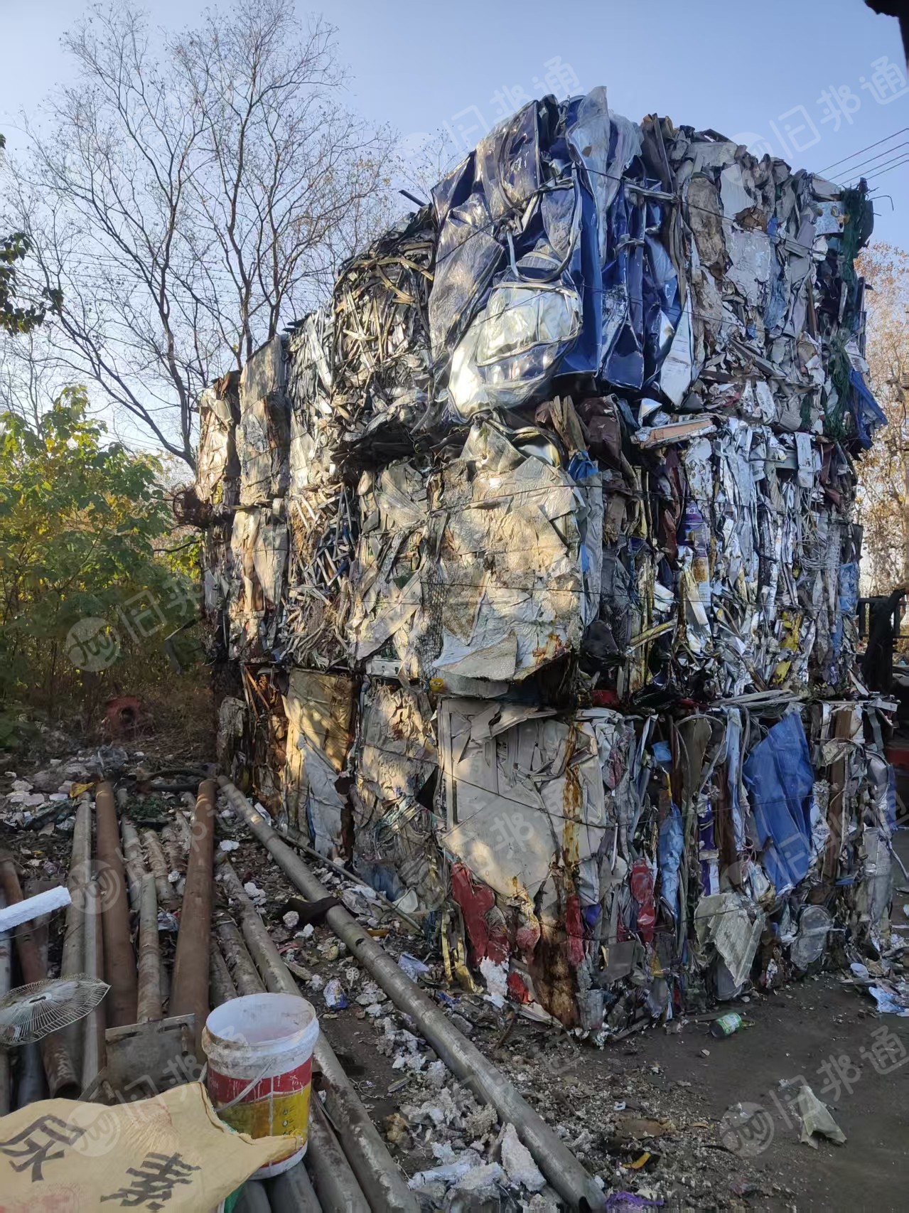 出售铁皮压块，铁皮棉花包，现货30多吨