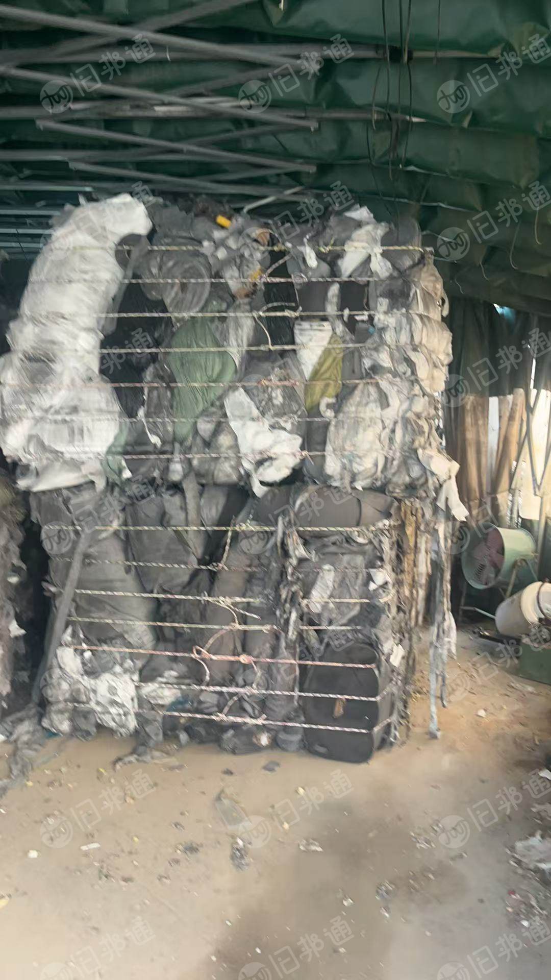 长期出售无纺布，统货出，卷材和比边角料一起出，现货20吨左右，在福建厦门