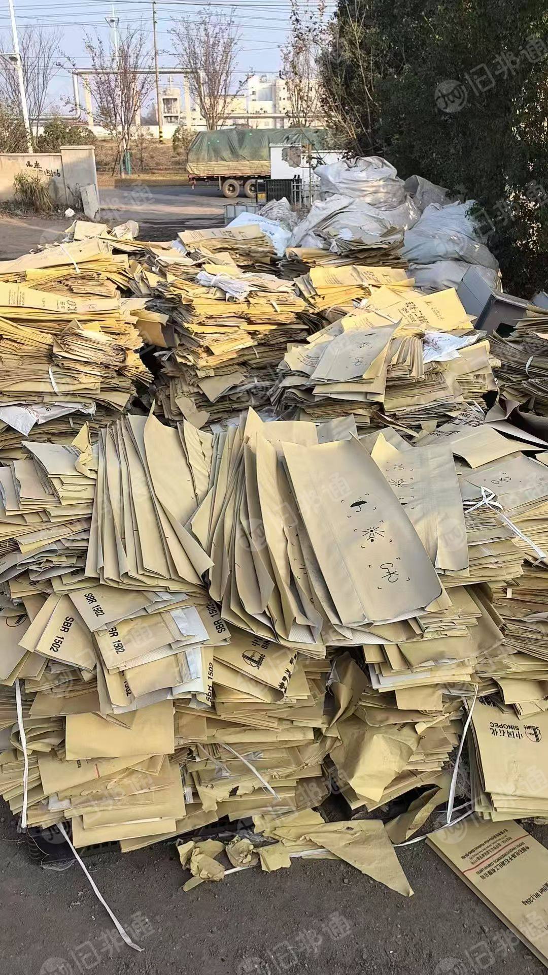 出售筒袋，纸塑袋，两头都是没封口的，3万条