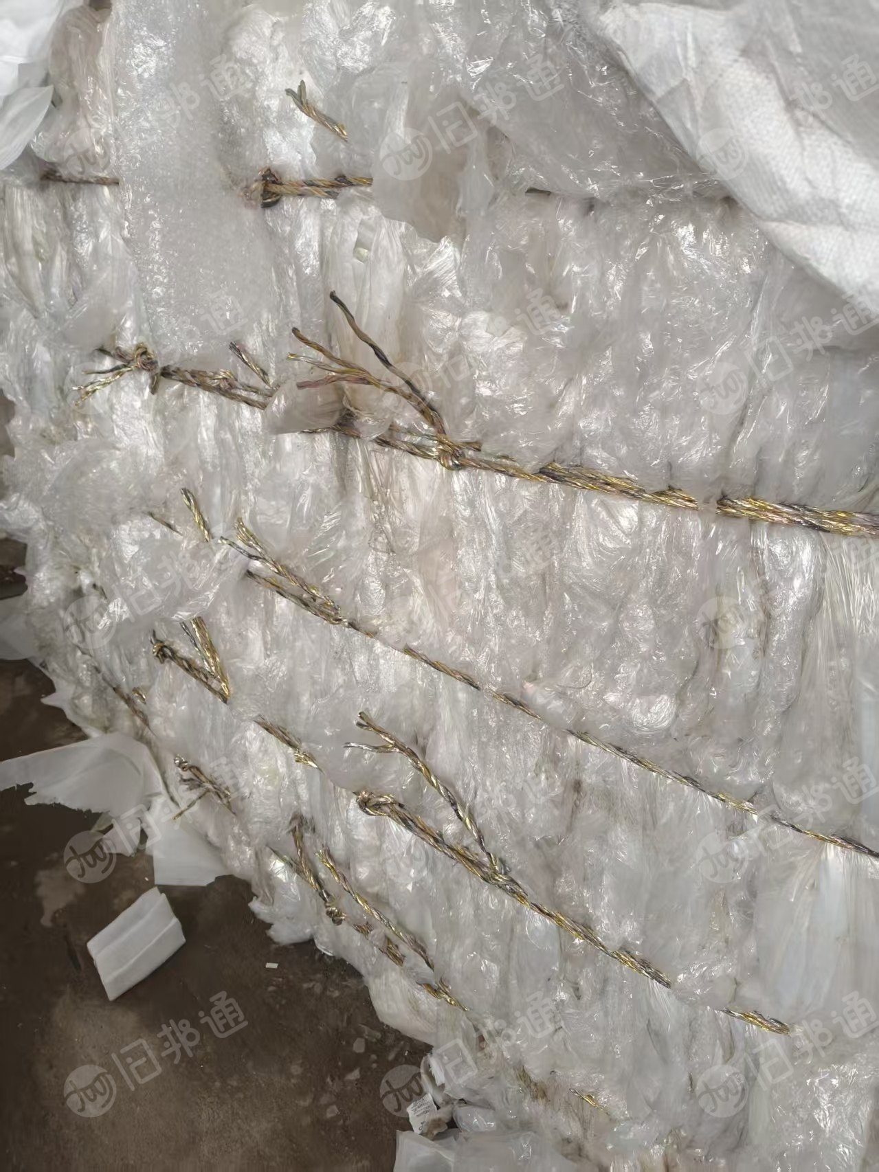 出售一级、二级水洗高压膜，月供200吨