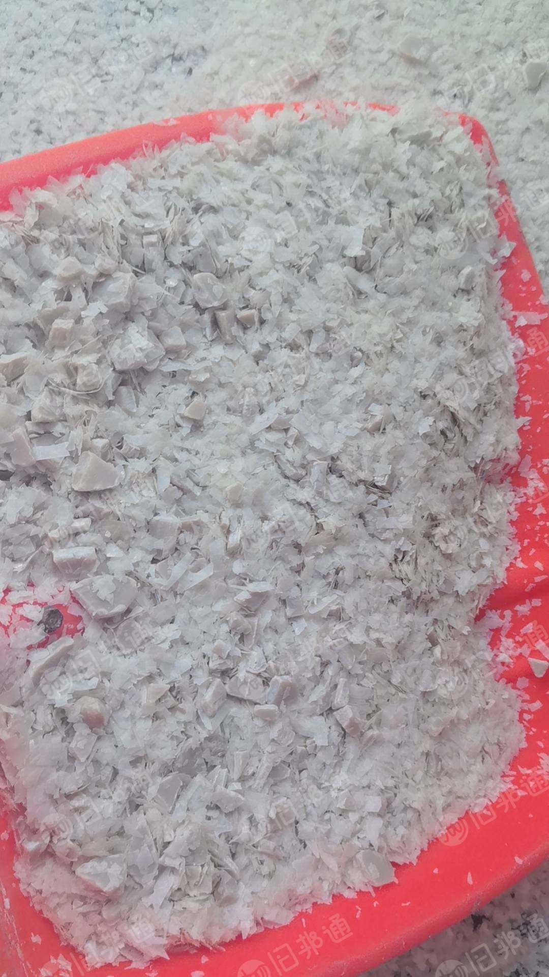 长期出售光伏板ABS粉碎料，一级ABS光伏板破碎料，二级ABS光伏板破碎料都有