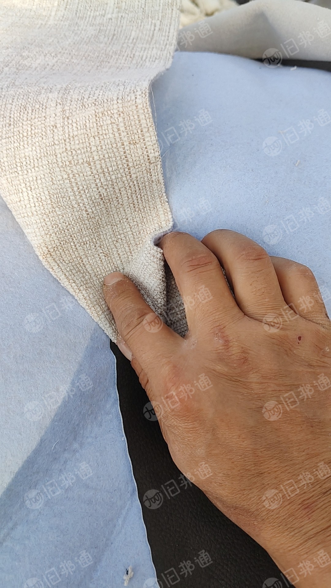 长期出售废布，沙发厂下来的，现货有80吨左右