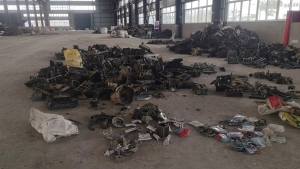 出售拆车件发动机铝，水箱铝