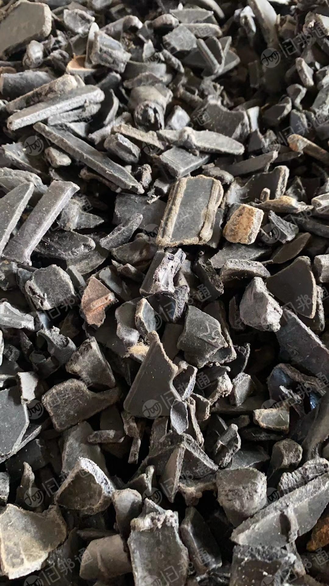 出售PA66尼龙水箱破碎料，现货30多吨