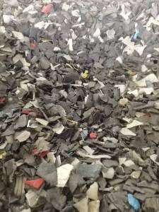 出售PP汽车内饰破碎料，清洗甩干，全漂，每个月一两百吨