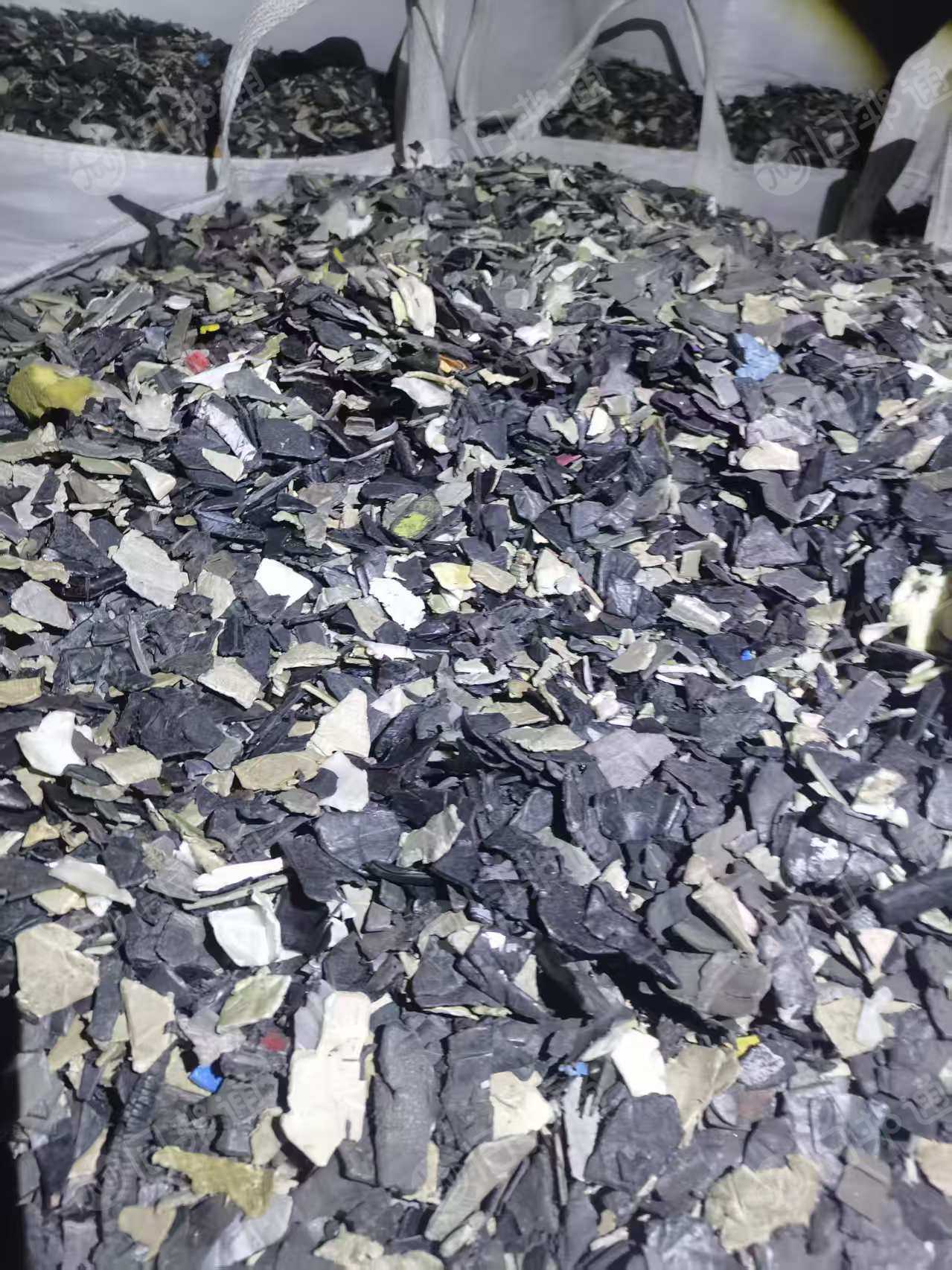 出售PP汽车内饰破碎料，清洗甩干，全漂，每个月一两百吨
