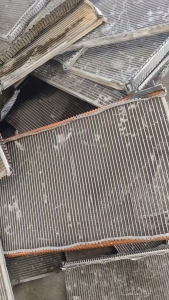 出售小水箱铝，带头不带头都有，现货够车