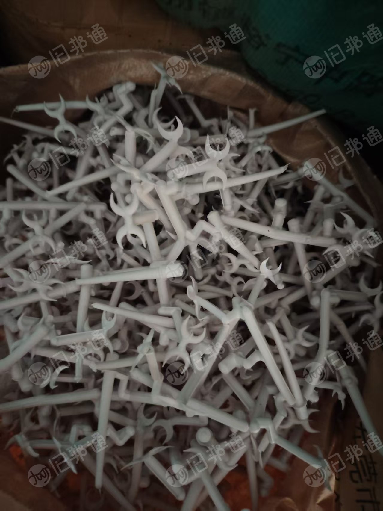 出售PVC数据线下来的水口料，厂家不做了也有部分原料便宜处理