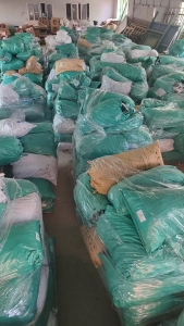 出售软质PVC水口料，数据线厂里的插头料，软度45左右，现货几十吨