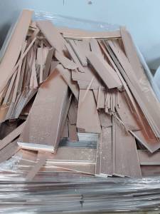 出售集成电路板边角废料。