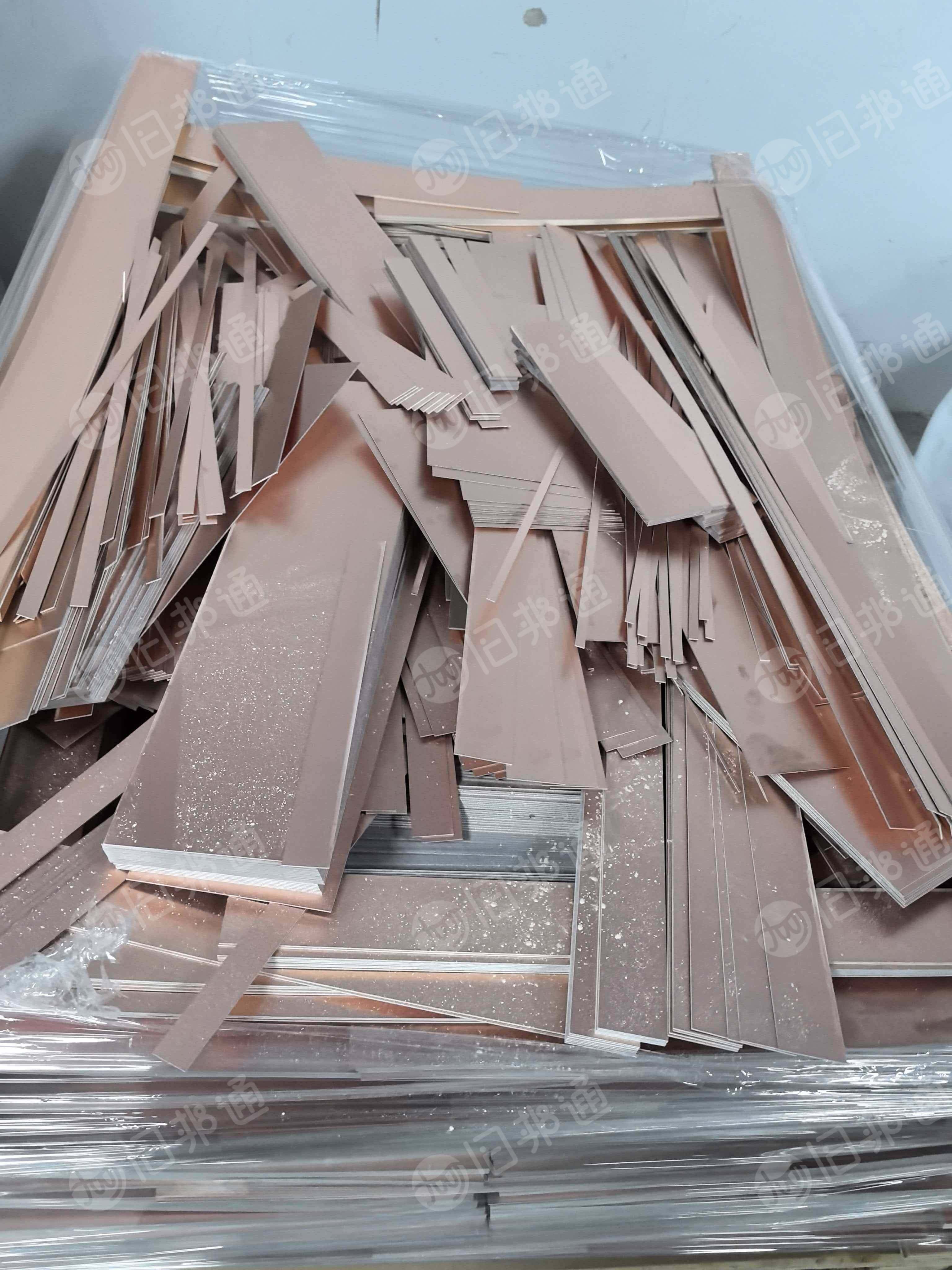 出售集成电路板边角废料。