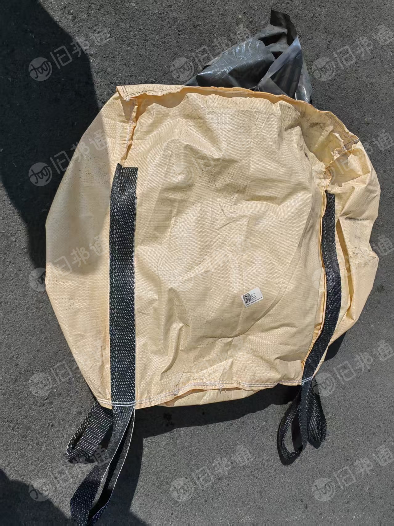 出售电池吨包废料含内衬，装磷酸铁锂下来的