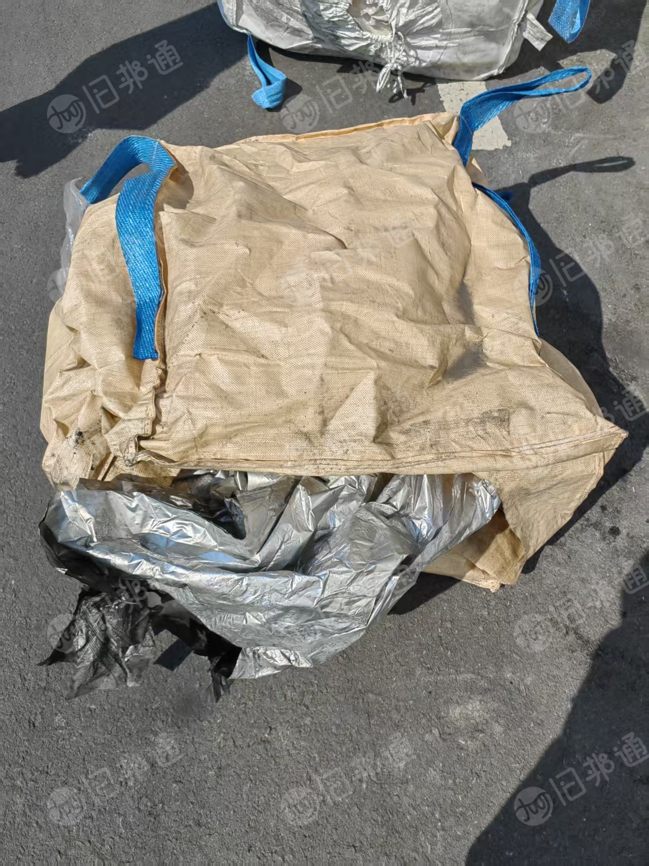 出售电池吨包废料含内衬，装磷酸铁锂下来的