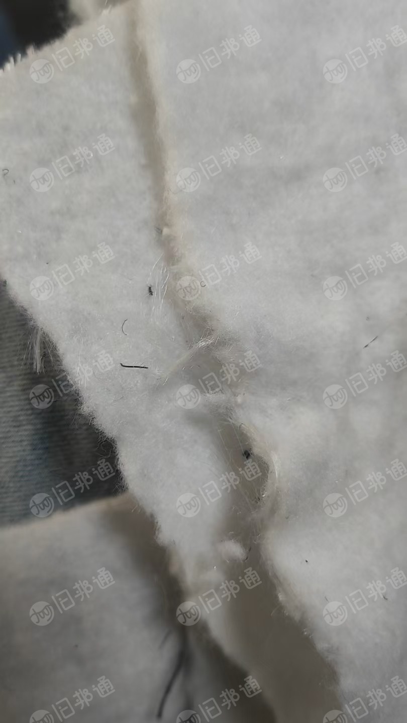 长期出售装颗粒下来的毛毡布边角料，废布料，含蚕丝