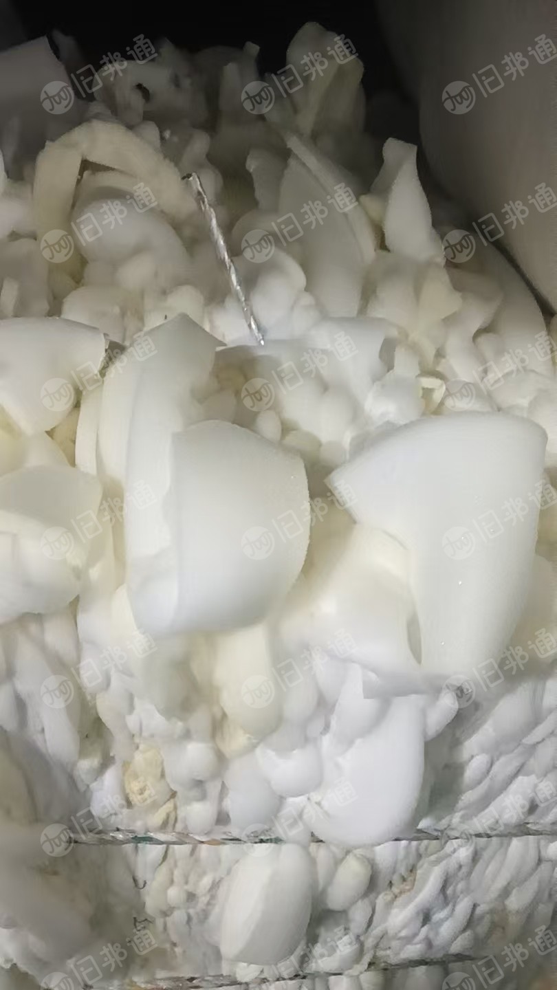 长期大量出售床垫边角料，白色床垫海绵，海绵边角料，货在江西赣州