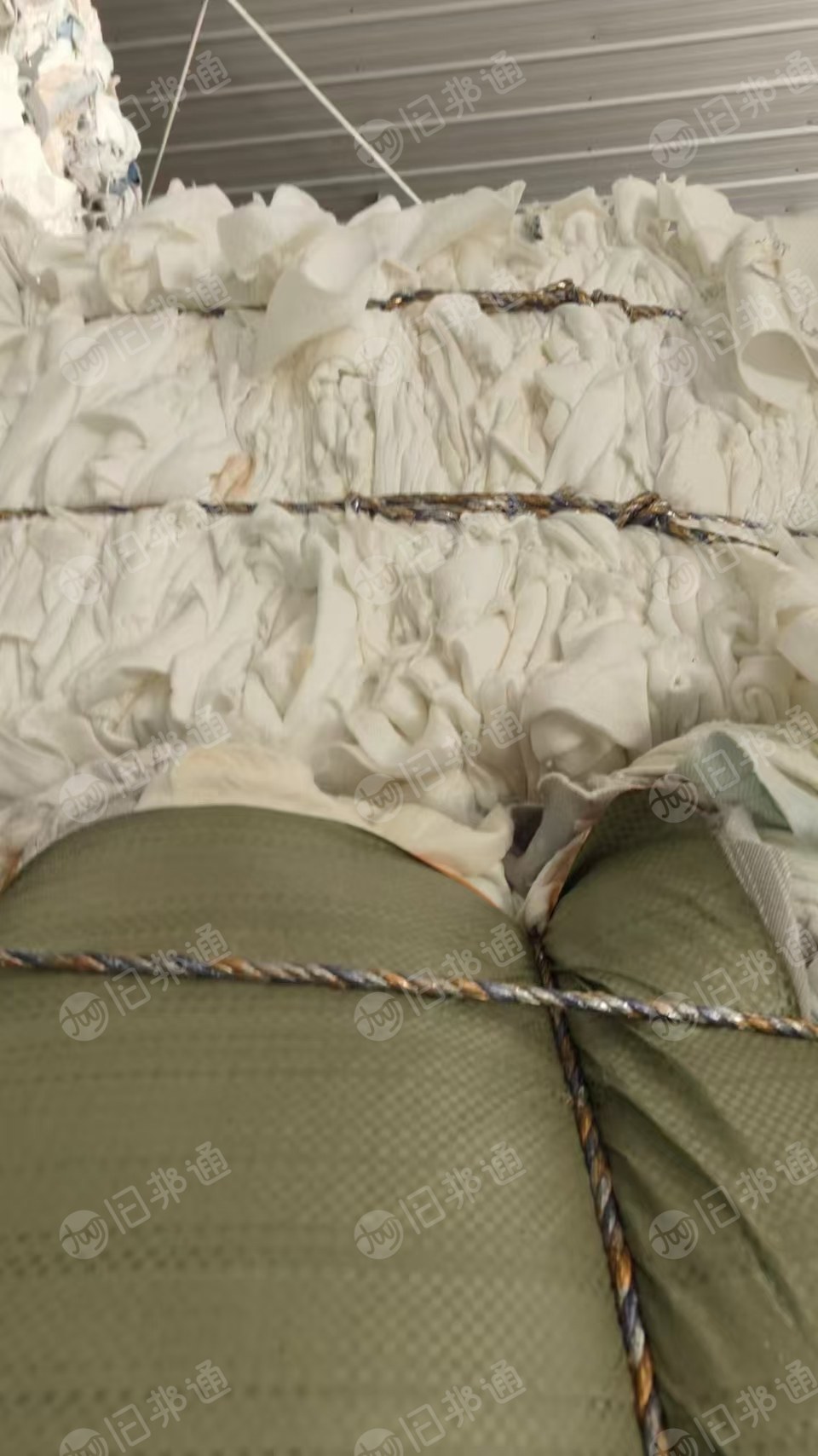 长期大量出售床垫边角料，白色床垫海绵，海绵边角料，货在江西赣州