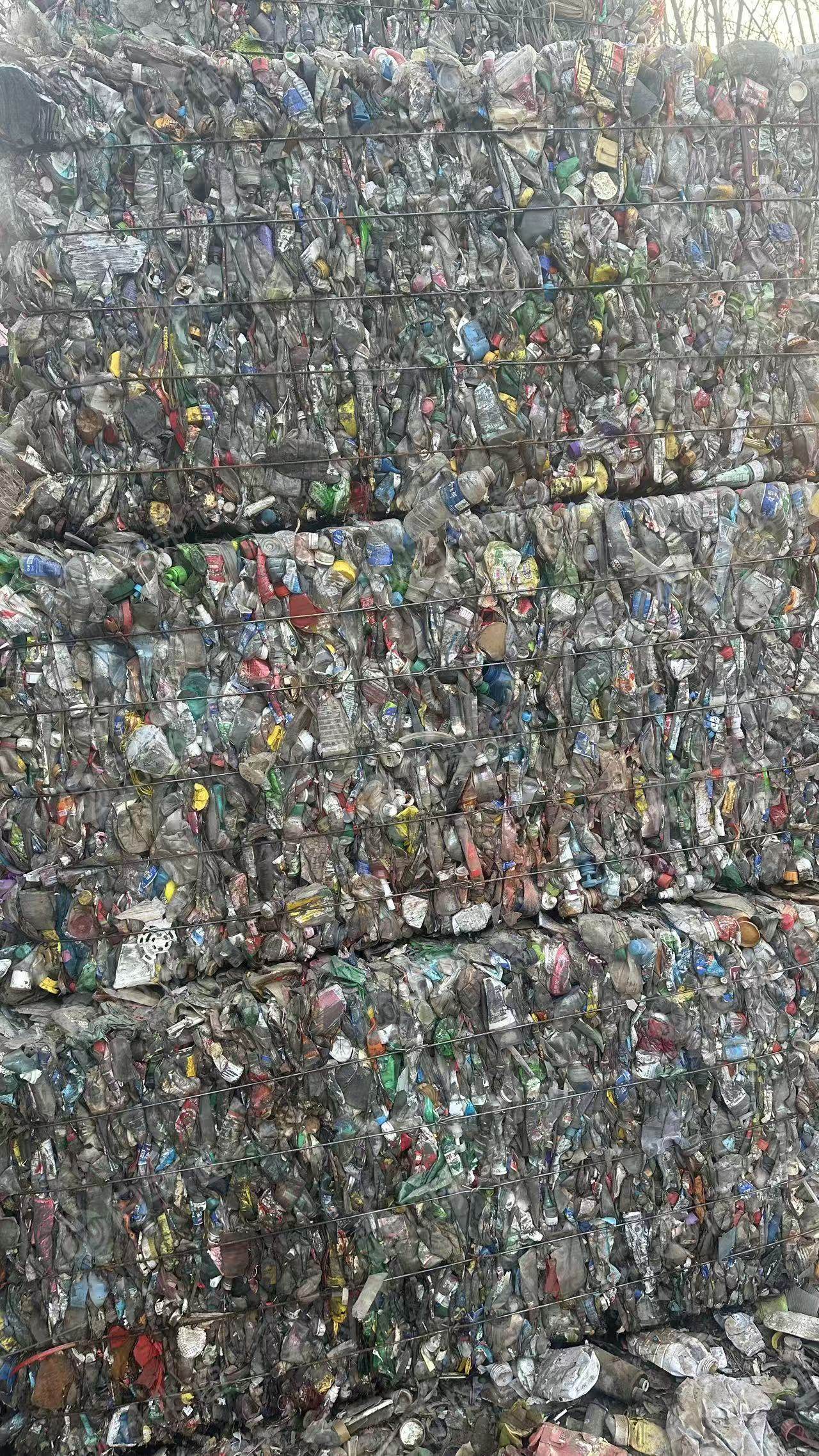 长期出售pet杂瓶砖，无垃圾，现货10多吨