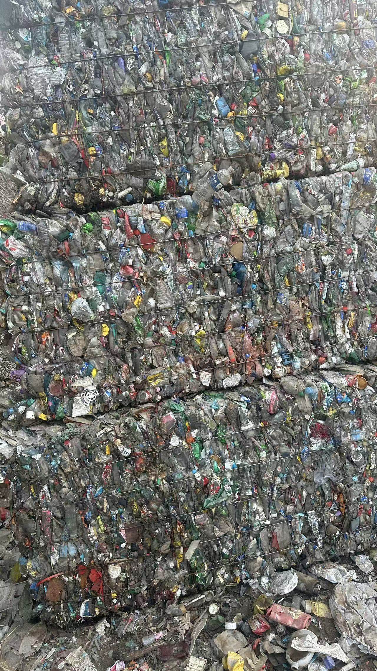 长期出售pet杂瓶砖，无垃圾，现货10多吨