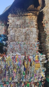 长期出售涂料桶压块，现货30多吨