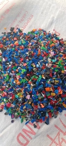 出售纯花丙破碎料，全漂的，月供百吨