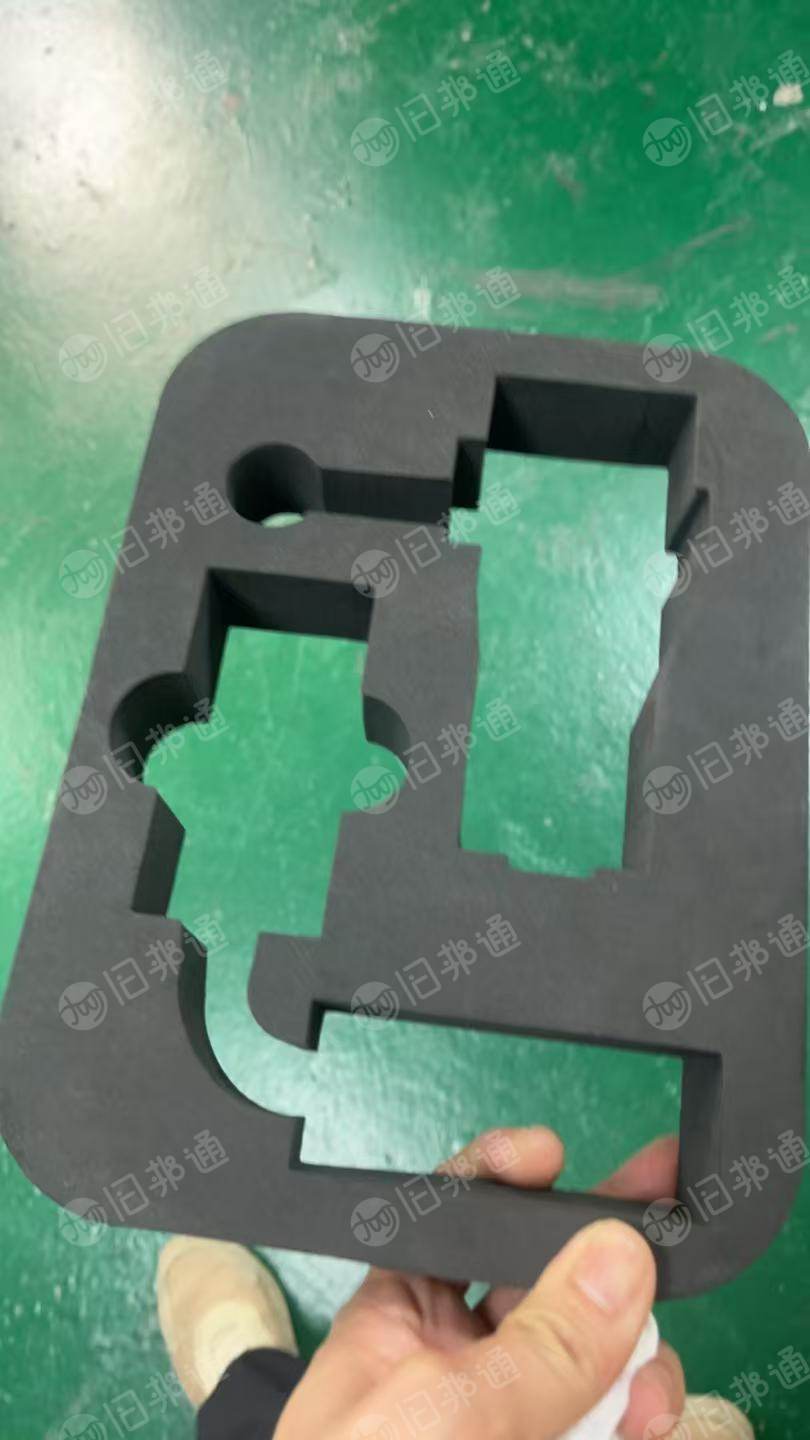 出售EVA发泡边角料，做EVA盒子下来的，长期有货