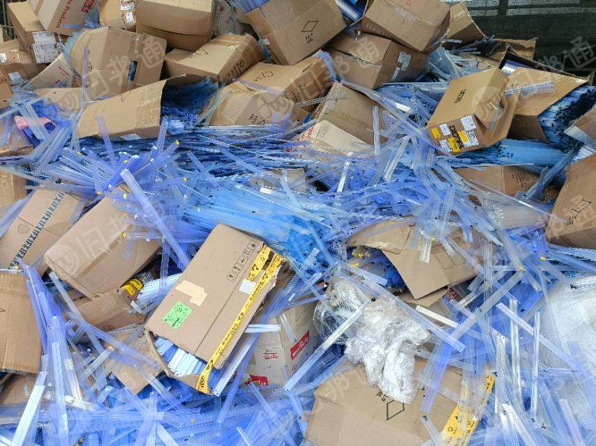 求购PVC电子管，月需40吨