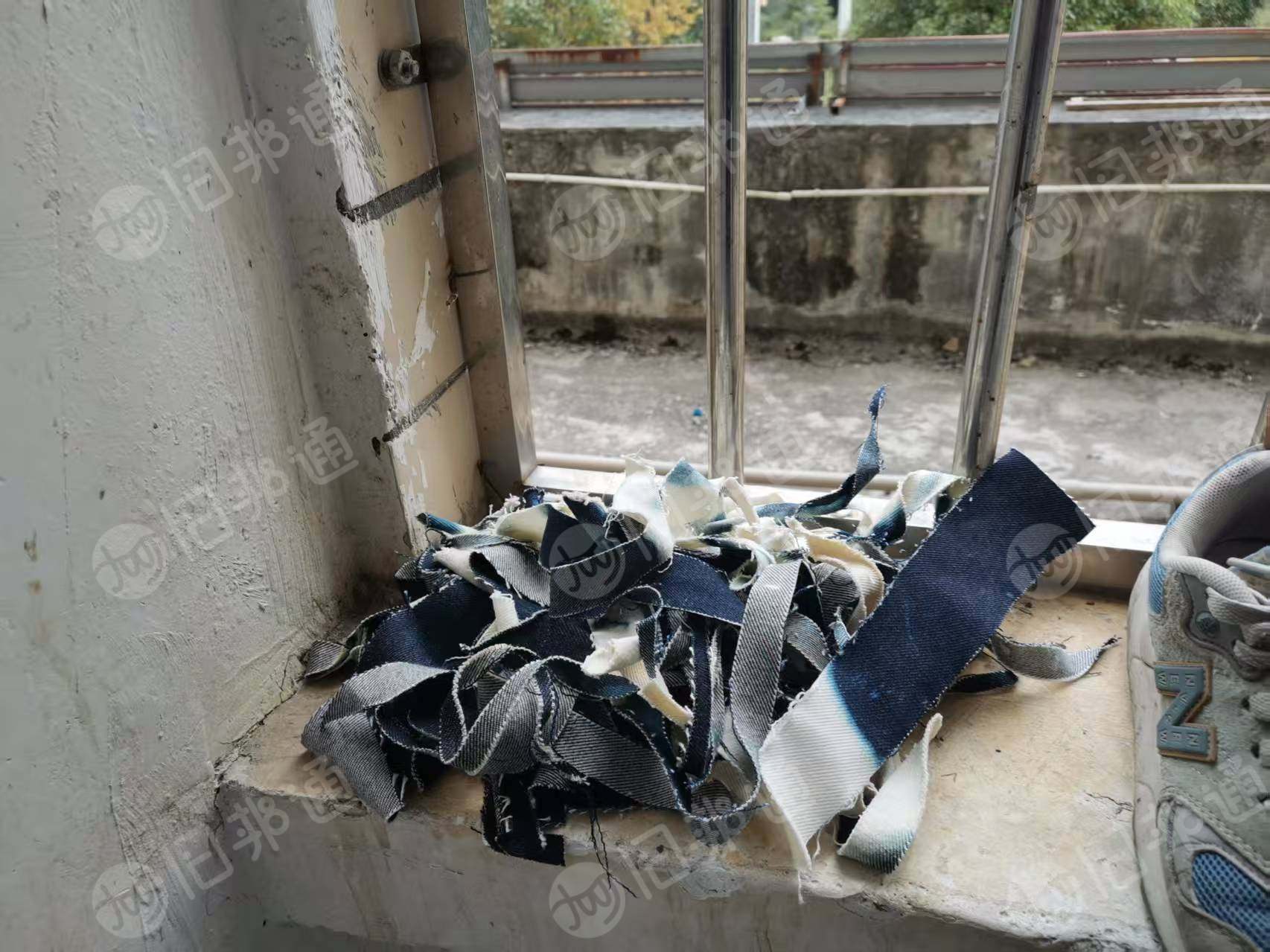 长期出售纯棉牛仔废布，牛仔碎布，牛仔边角料，现货十几吨