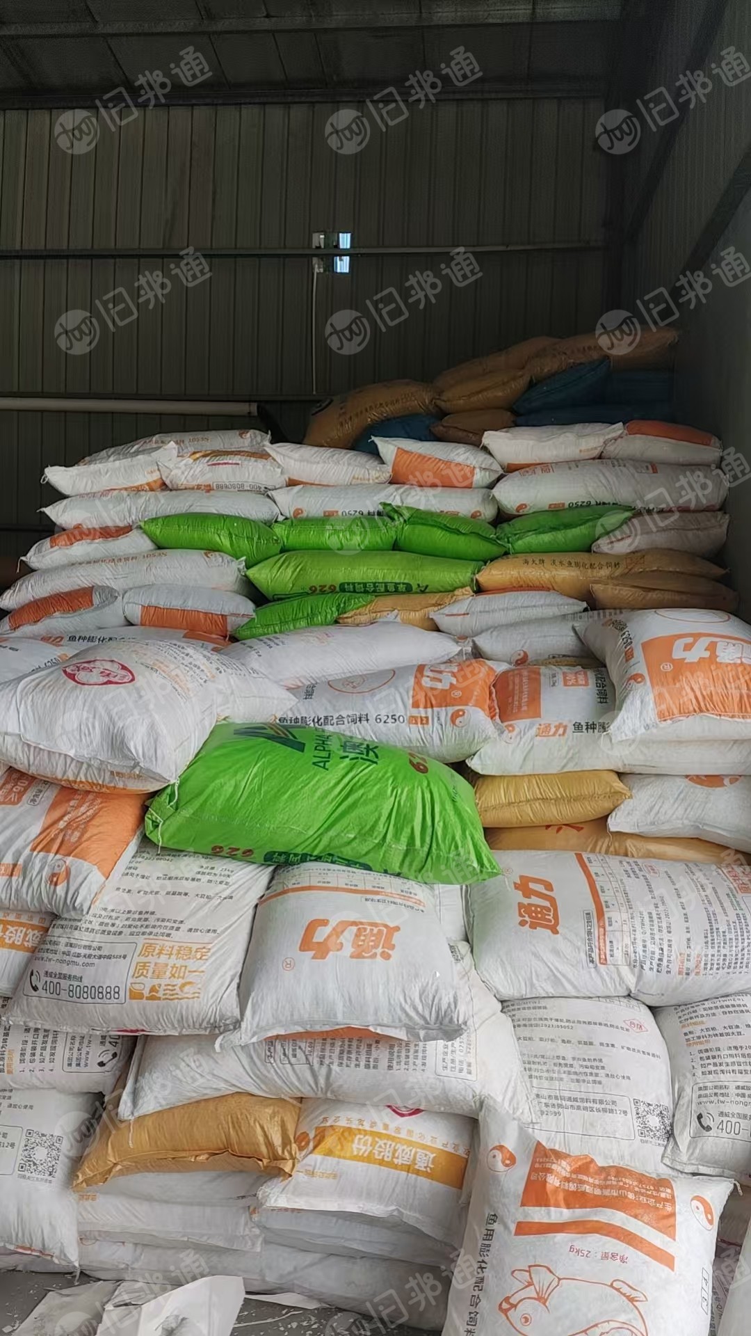 出售PET乳白膜破碎料，现货30来吨，够一挂车，月供100多吨