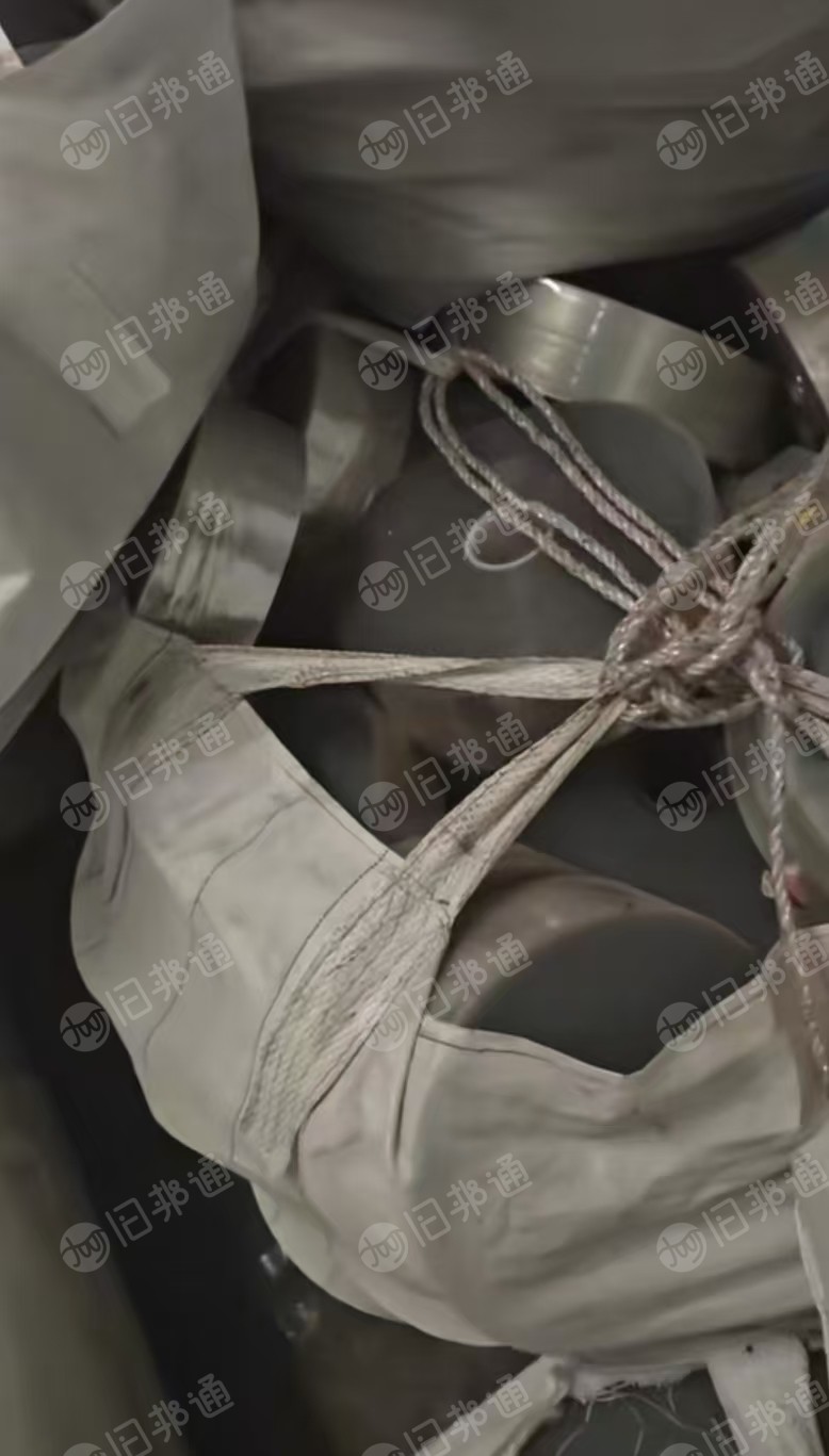 出售PET打绳料，PET胶水卷膜；现货十多吨