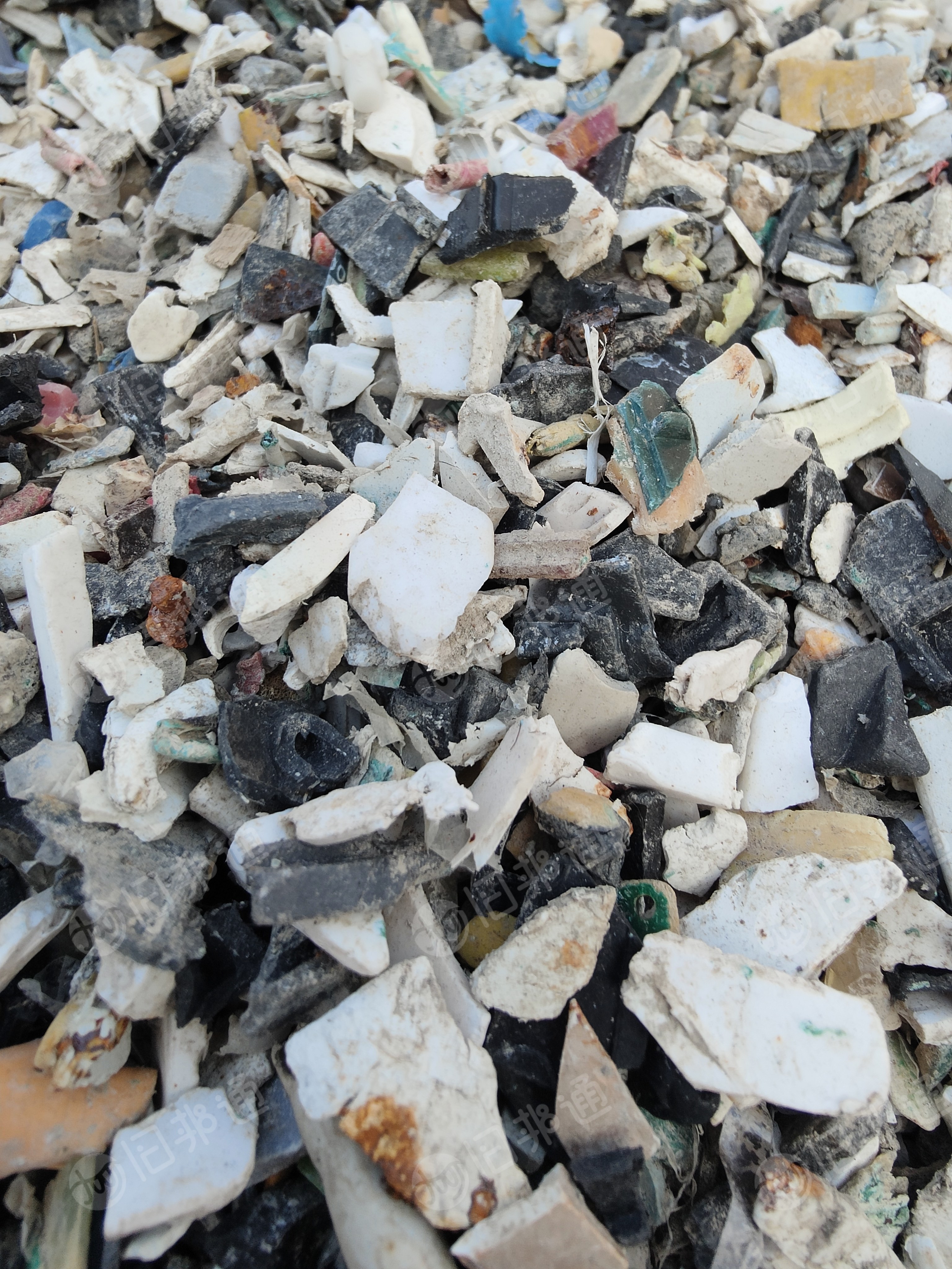 出售PVC盐底料,PVC盐底破碎料,现货80吨