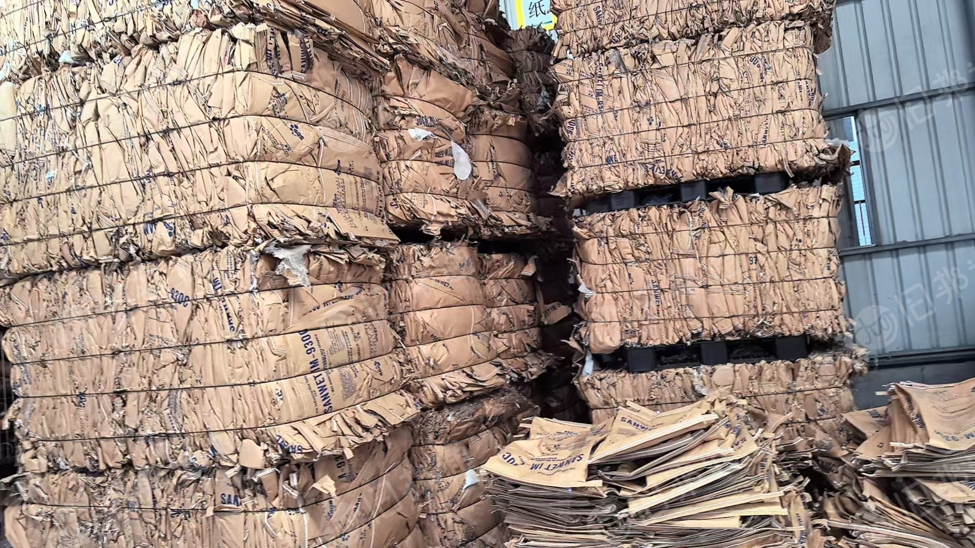 长期出售废牛皮纸袋，装高分子的，里层是pe膜