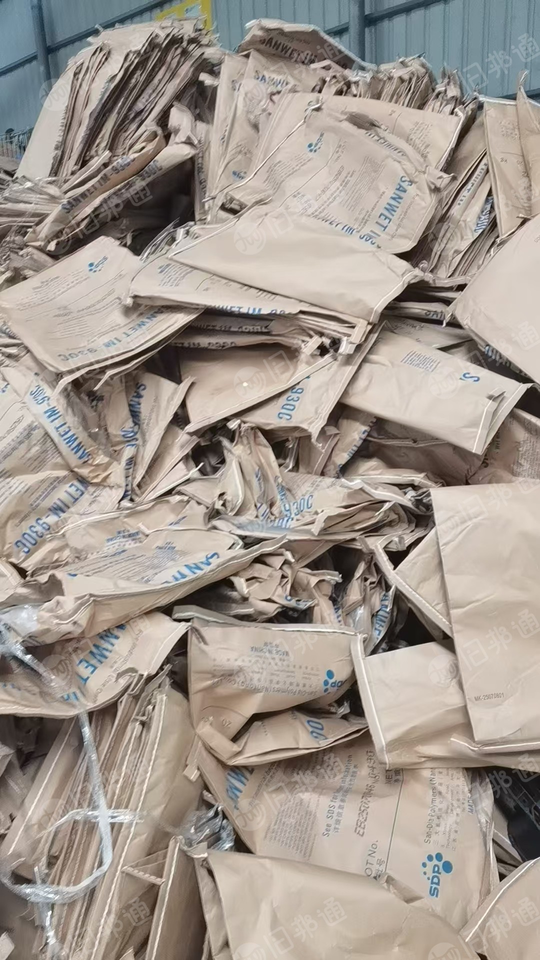 长期出售废牛皮纸袋，装高分子的，里层是pe膜