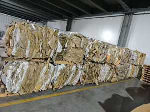 出售防锈纸压包料