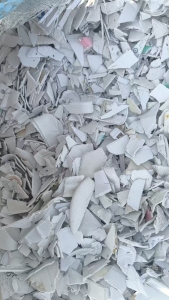 出售ABS/PC合金破碎料，现货9.6米一车