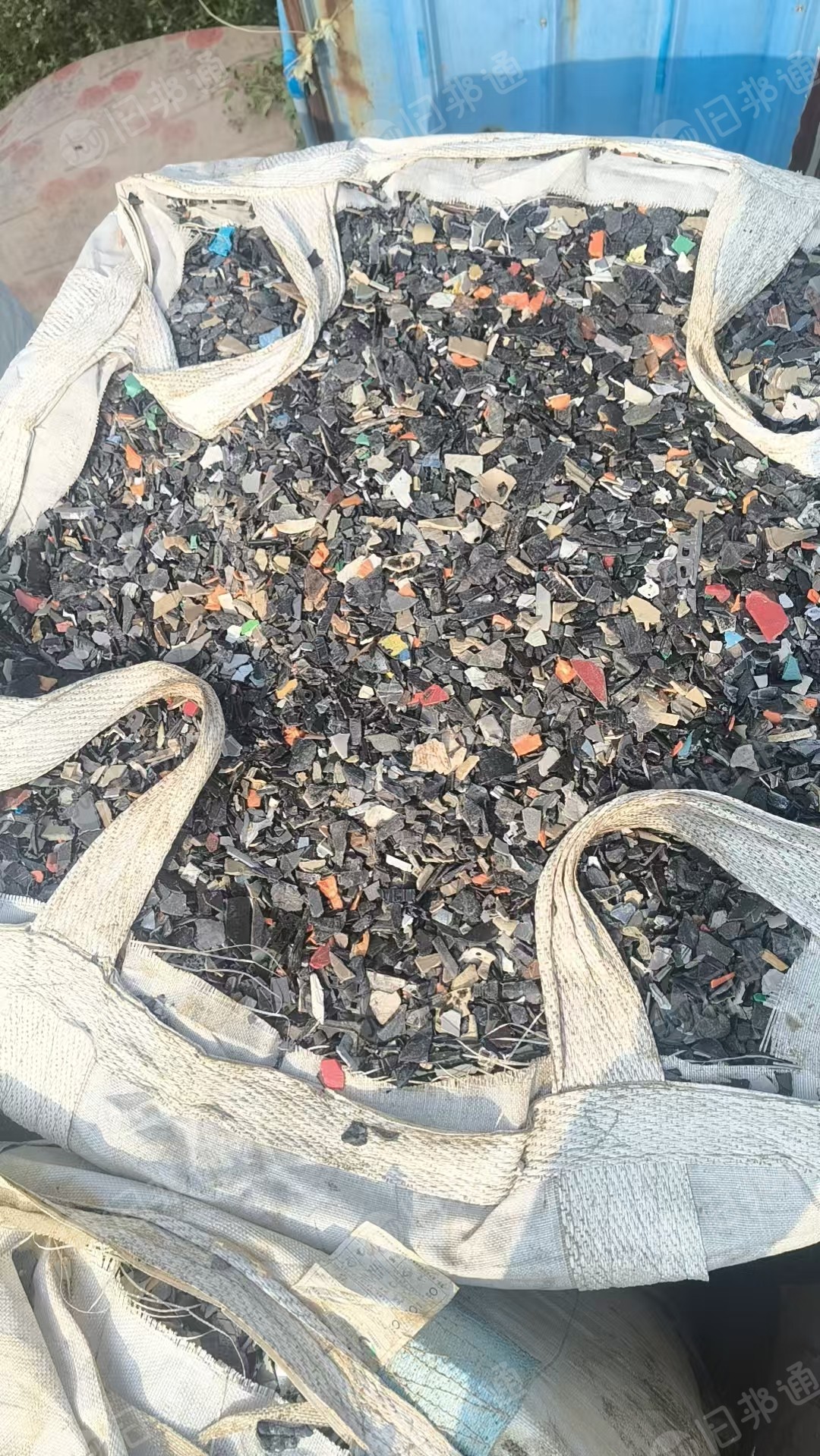 出售ABS/PC合金破碎料，现货9.6米一车