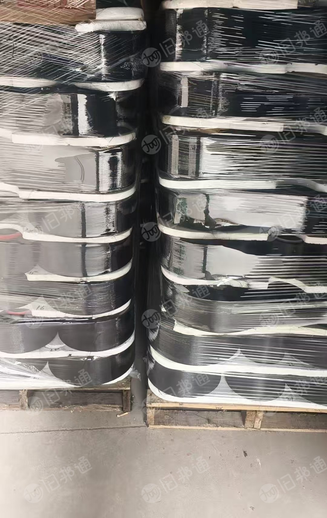 出售黑色涤纶丝，涤纶丝，75D,客户做的订单退回来的,现货有6吨左右，货在浙江绍兴