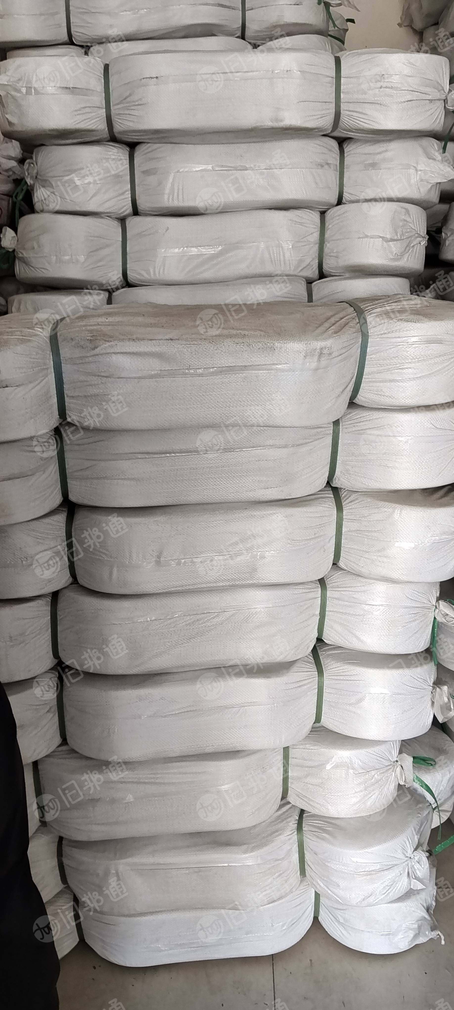 现货处理一批库存棉纱库存纱线，混纺下来的80涤20棉，19支漂白的，现货60吨左右