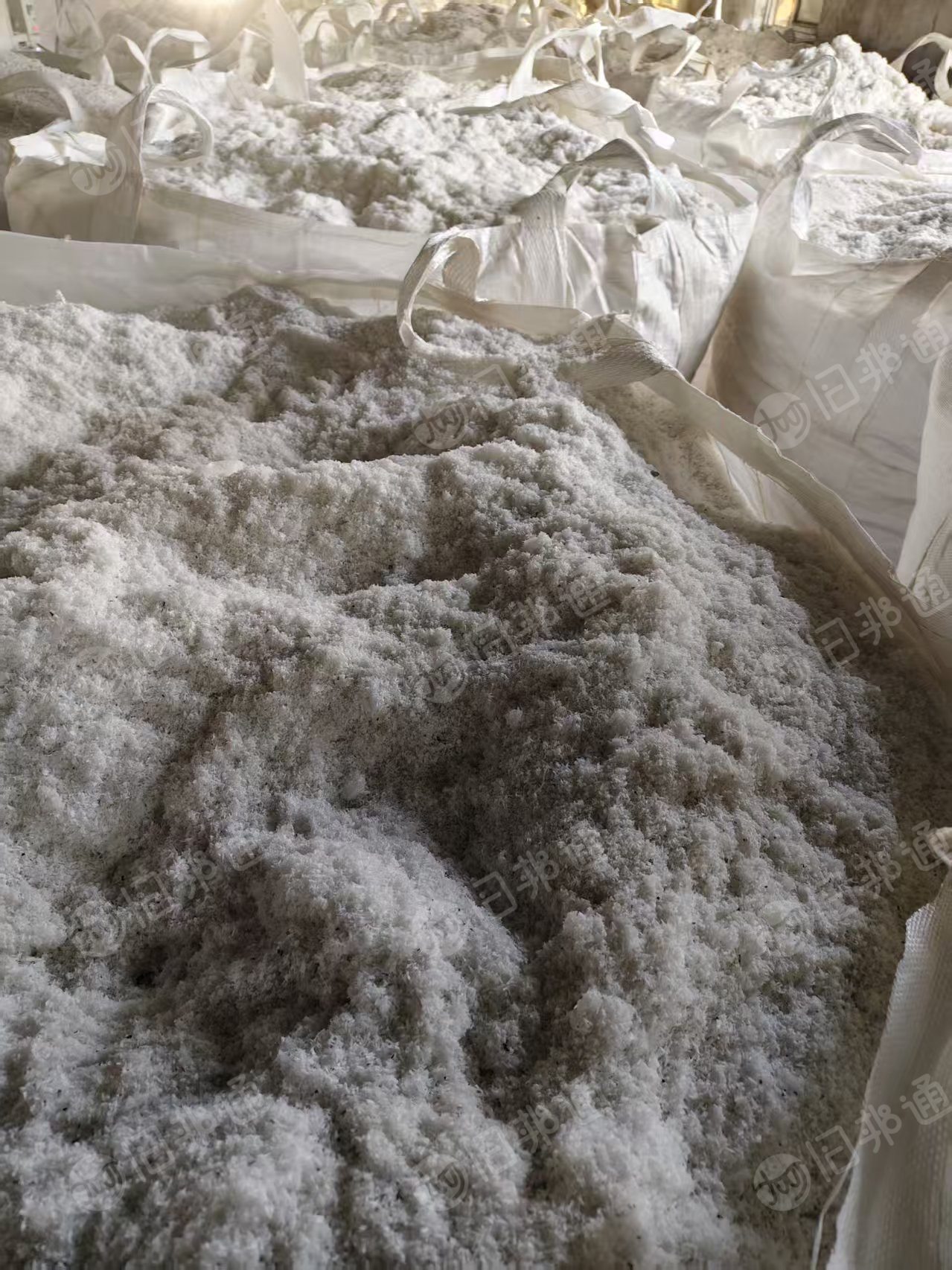 出售亚克力粉末，现货五六十吨