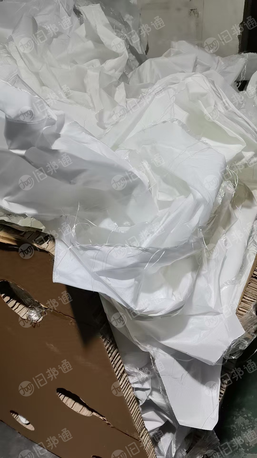 长期出售气囊布，涤纶气囊布边角料，现货十几吨