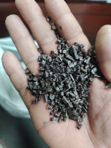 出售pp皮革膜颗粒，过60目的，月供100吨