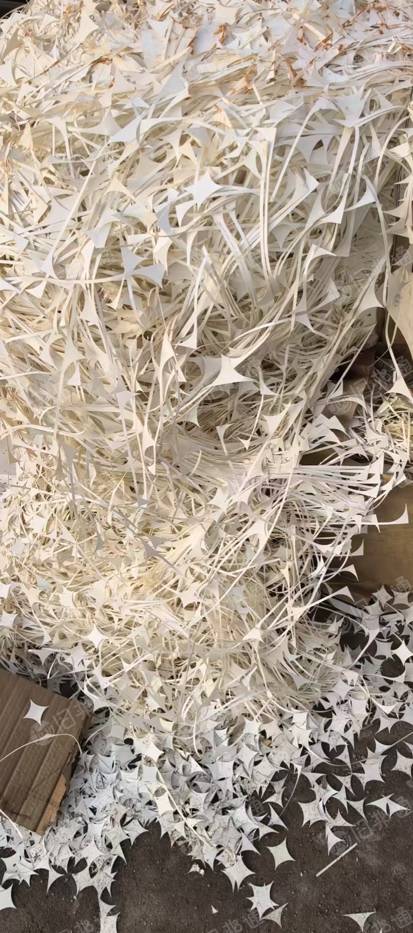 长期出售无膜白卡纸边角料