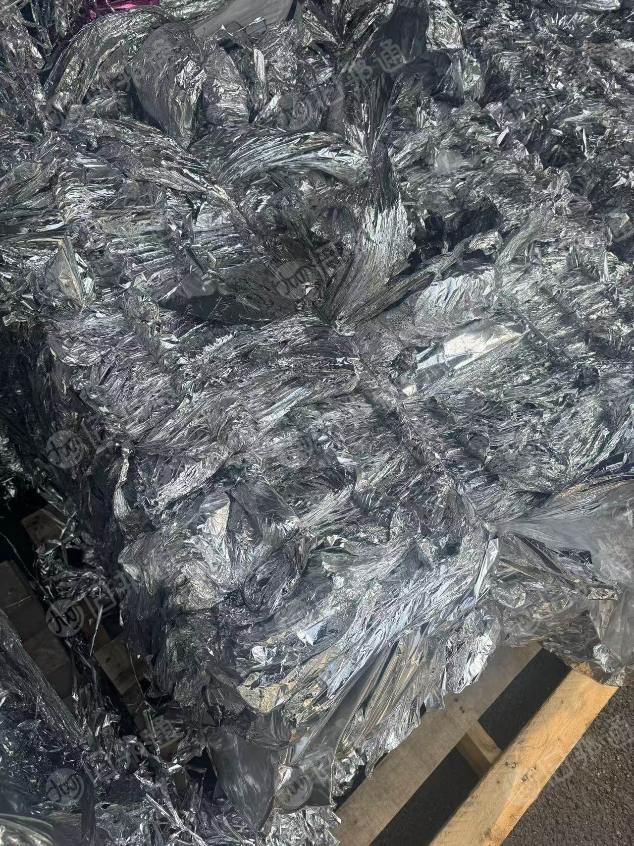 出售PET镀铝膜废料